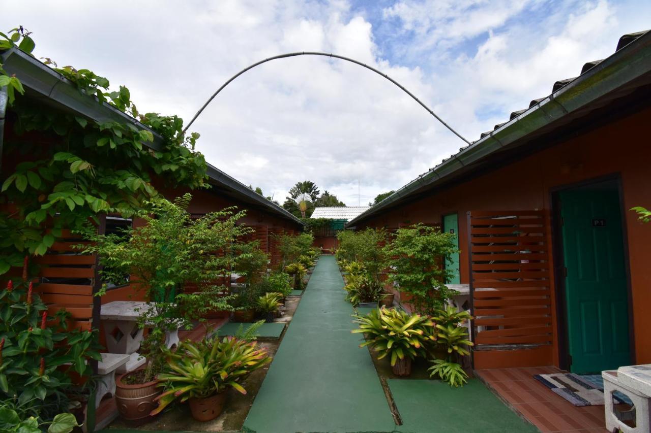 Mukda Guesthouse Trat Exterior photo